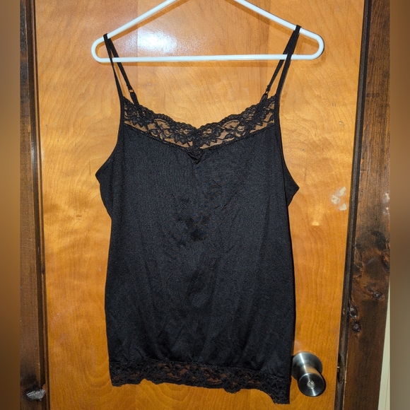 Apt. 9 Tops - Apt 9 Essentials Woman's Xl Black Tank Top